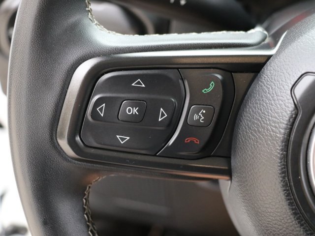Used 2025 Jeep Wrangler Unlimited Sport AWD/4WD image 25