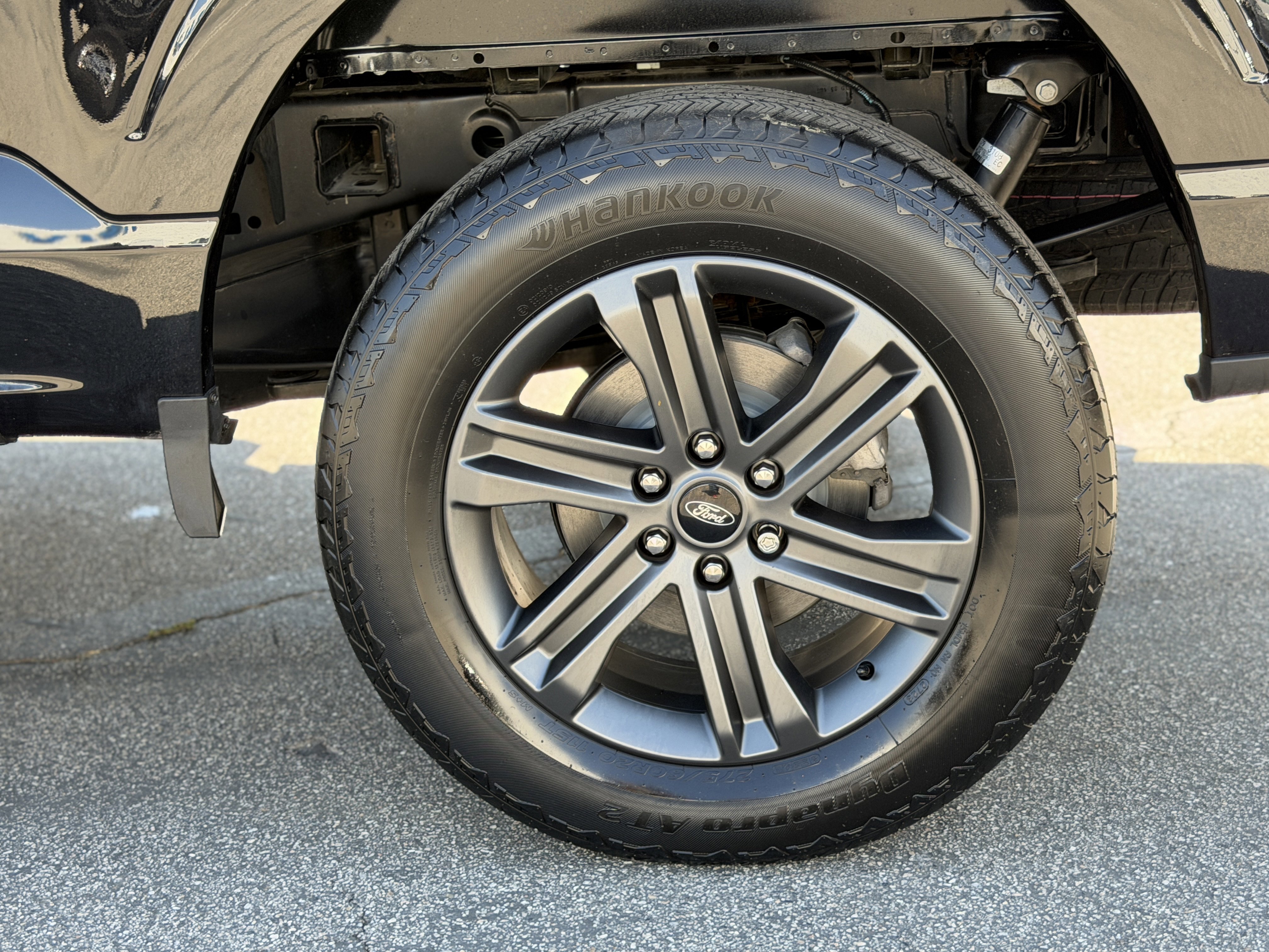 Certified 2023 Ford F150 Lariat w/ Equipment Group 502A High image 11