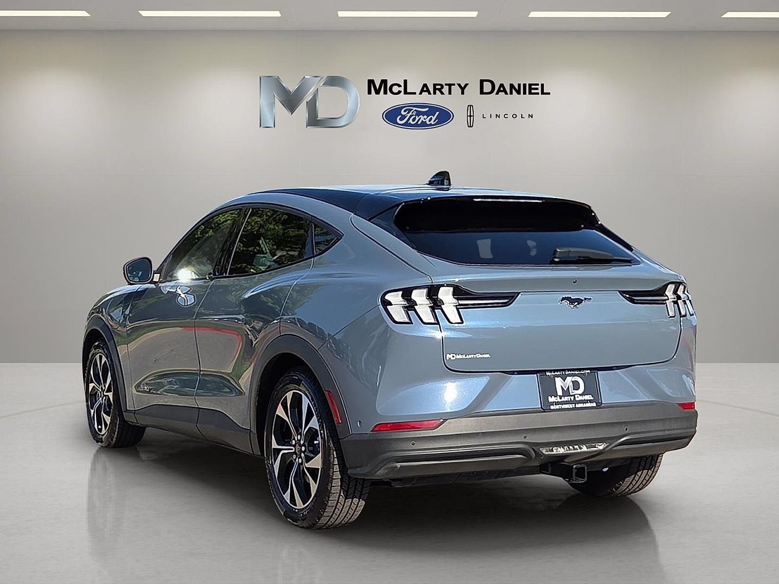 Certified 2024 Ford Mustang Mach-E Select AWD/4WD image 4
