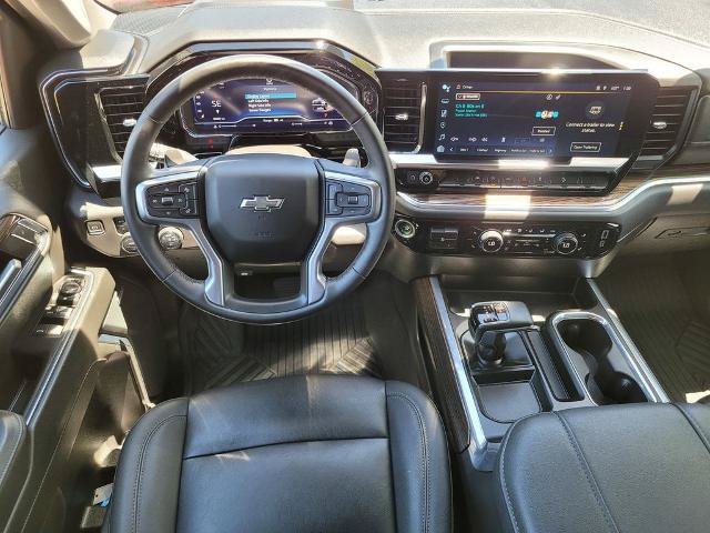 Used 2024 Chevrolet Silverado 1500 LT Trail Boss w/ Convenience Package II AWD/4WD image 13