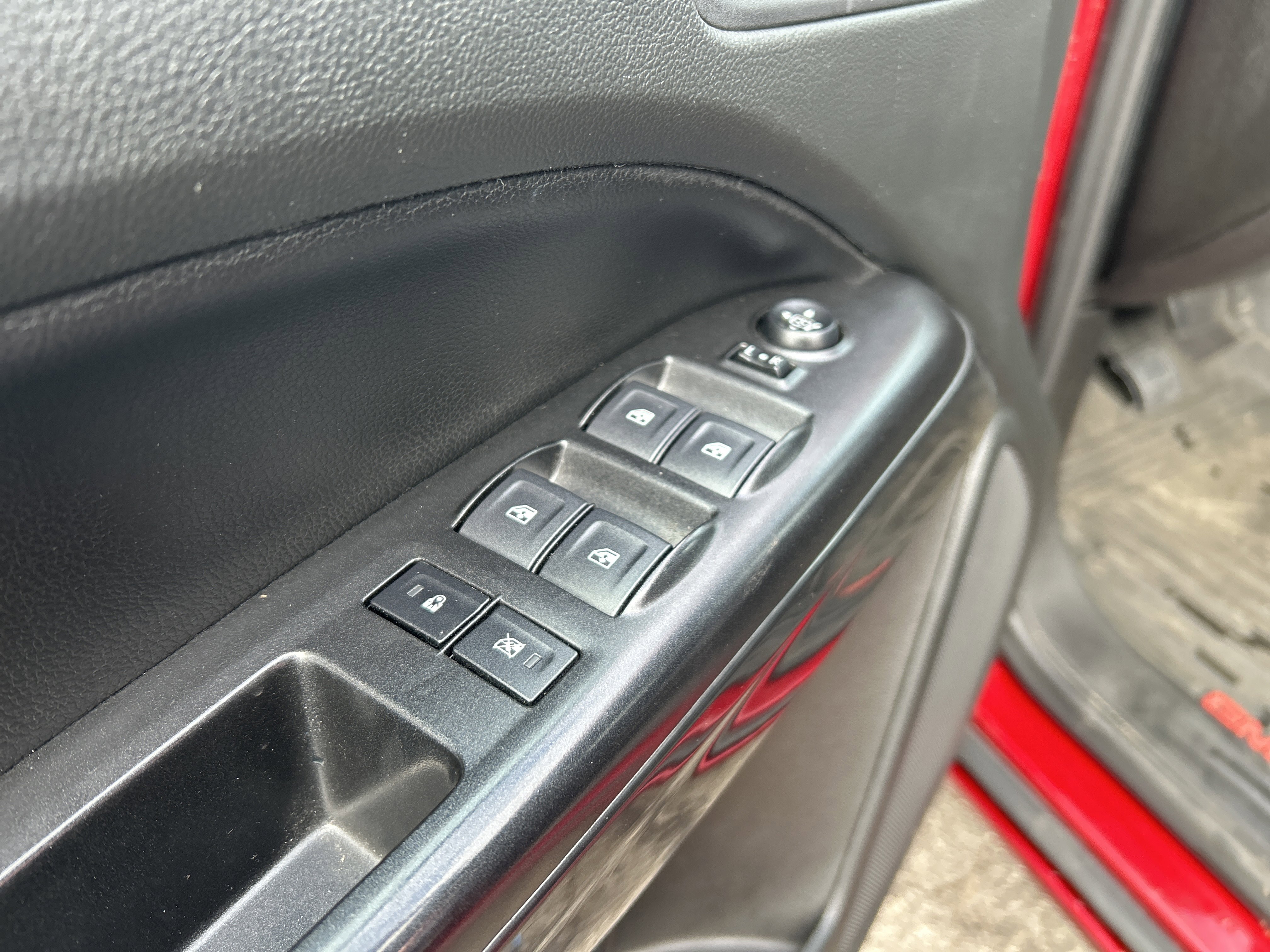 Used 2021 GMC Canyon AT4 w/ Driver Alert Package image 15