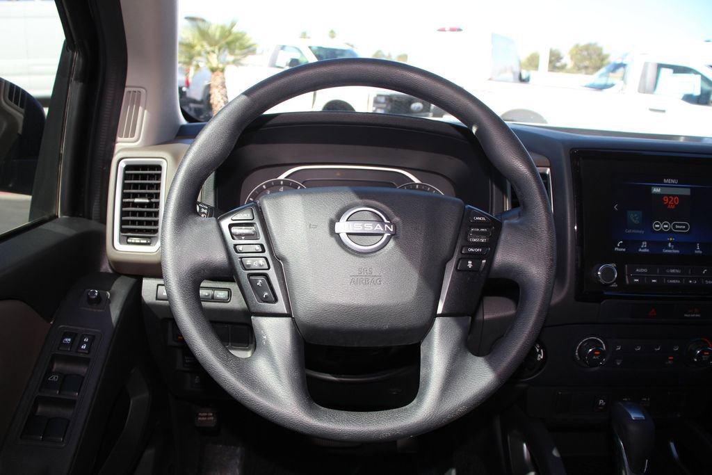 Used 2022 Nissan Frontier SV w/ Technology Package AWD/4WD image 16