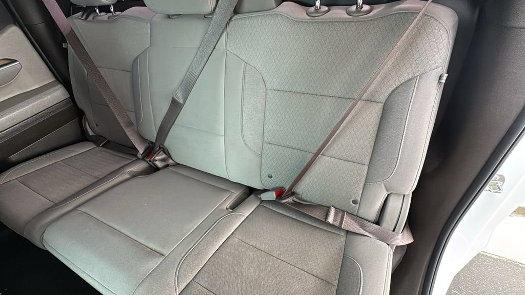 Used 2023 Chevrolet Silverado 1500 LT RWD image 24