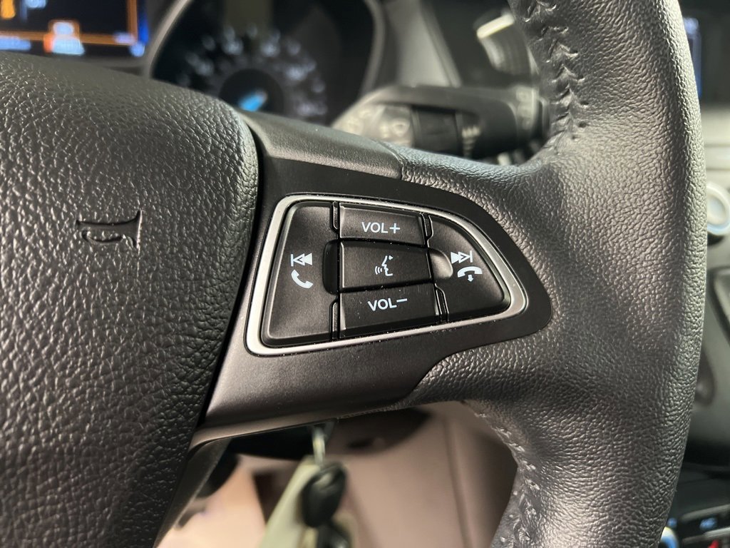 Certified 2018 Ford Focus SE w/ Cold Weather Package image 18