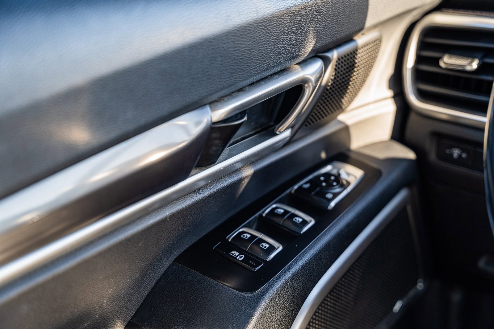 Used 2023 Kia Telluride S w/ S Sunroof Package image 28