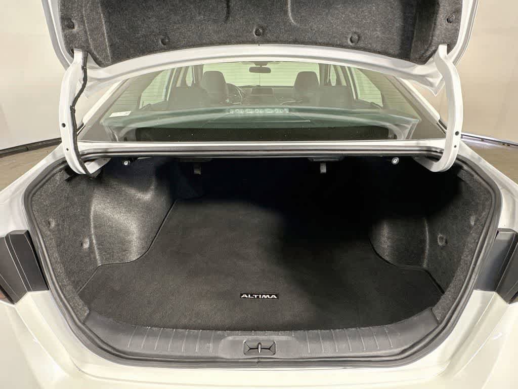Used 2024 Nissan Altima 2.5 SR FWD image 19