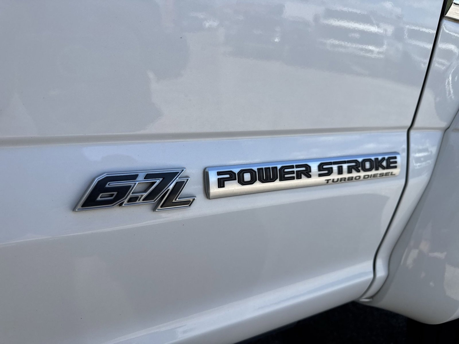 Certified 2020 Ford F450 Platinum w/ FX4 Off-Road Package image 8