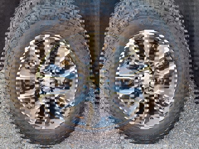 Used 2022 Chevrolet Silverado 1500 LT image 26