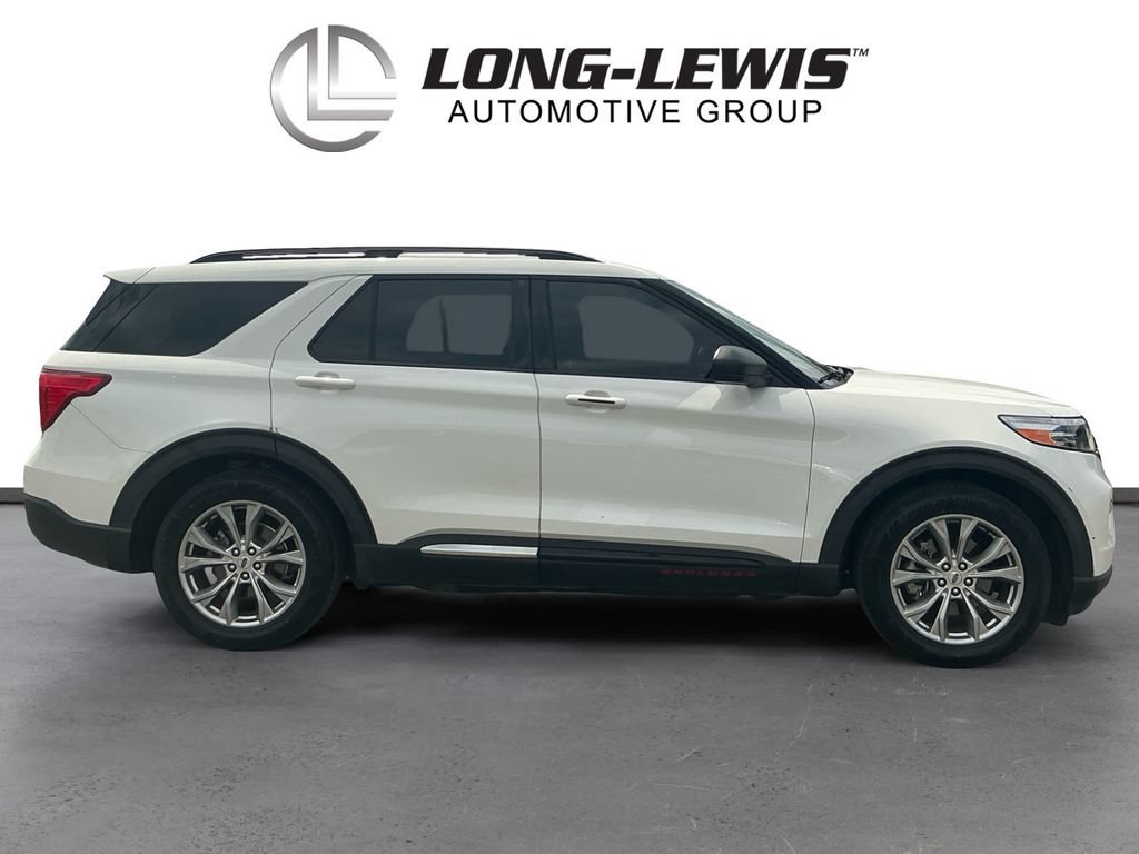 Certified 2020 Ford Explorer XLT w/ Equipment Group 202A RWD image 8