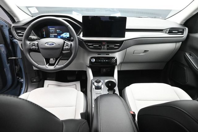 Certified 2026 Ford Escape SE FWD image 22