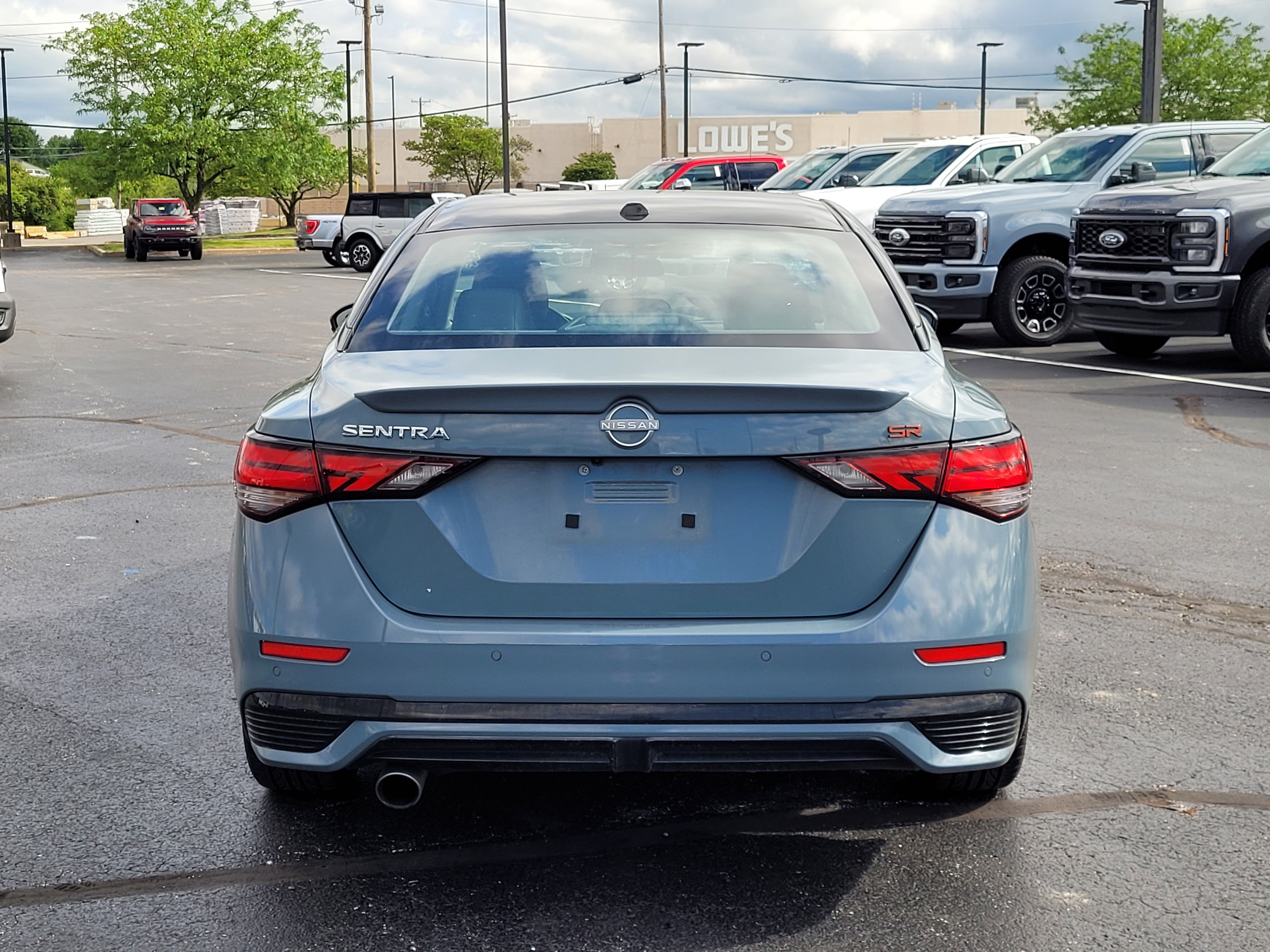 Used 2024 Nissan Sentra SR w/ SR Premium Package FWD image 5
