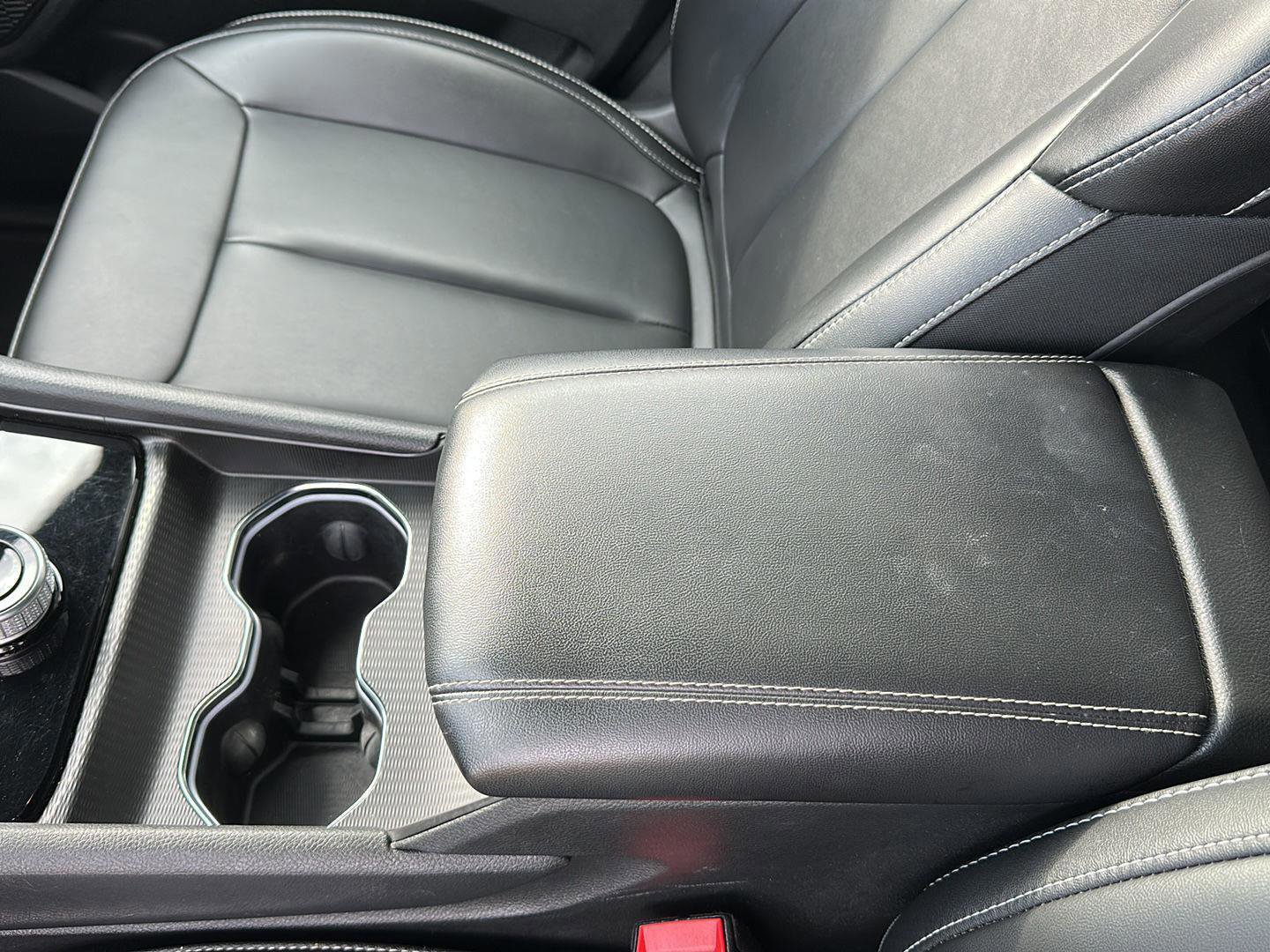 Used 2024 Jeep Grand Cherokee L Limited image 19