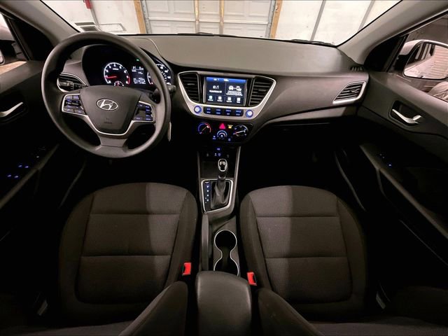 Used 2022 Hyundai Accent SEL FWD image 14