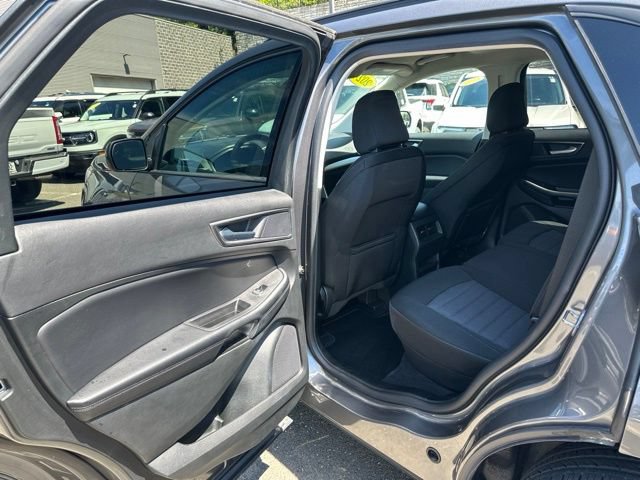 Certified 2024 Ford Edge SE w/ Black Appearance Package AWD/4WD image 29