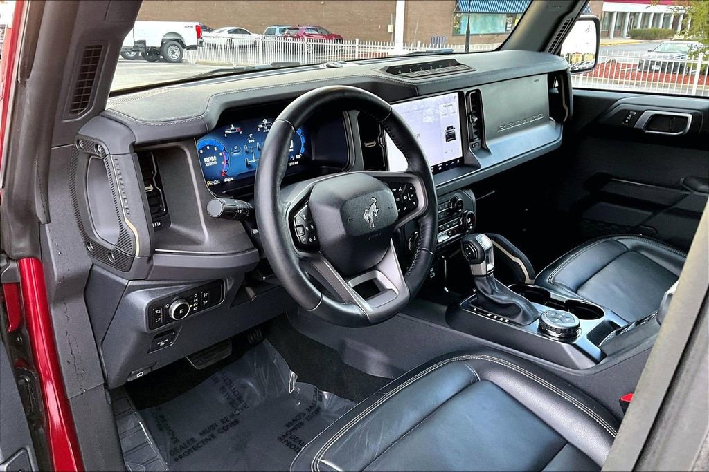 Certified 2025 Ford Bronco Badlands AWD/4WD image 13