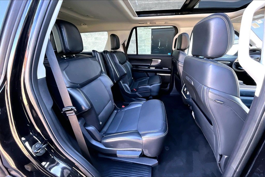 Certified 2025 Ford Expedition Platinum AWD/4WD image 26
