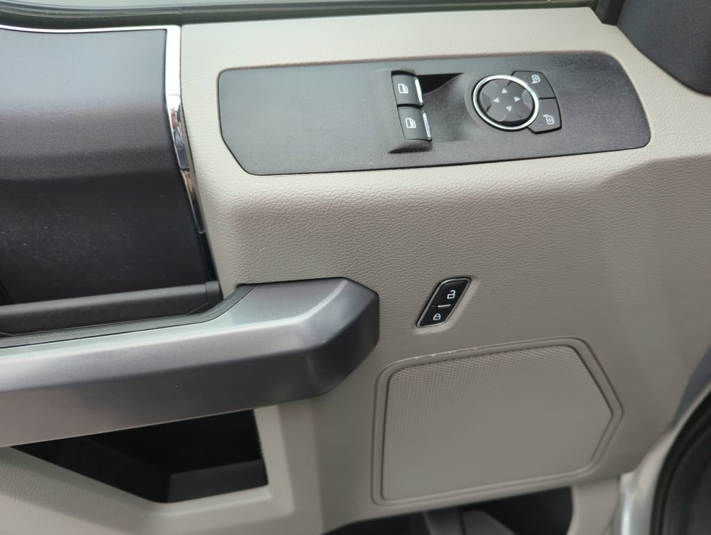 Certified 2022 Ford F350 XLT RWD image 18