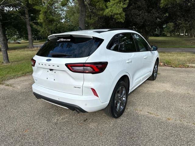 Certified 2023 Ford Escape ST-Line w/ Tech Pack #1 AWD/4WD image 8