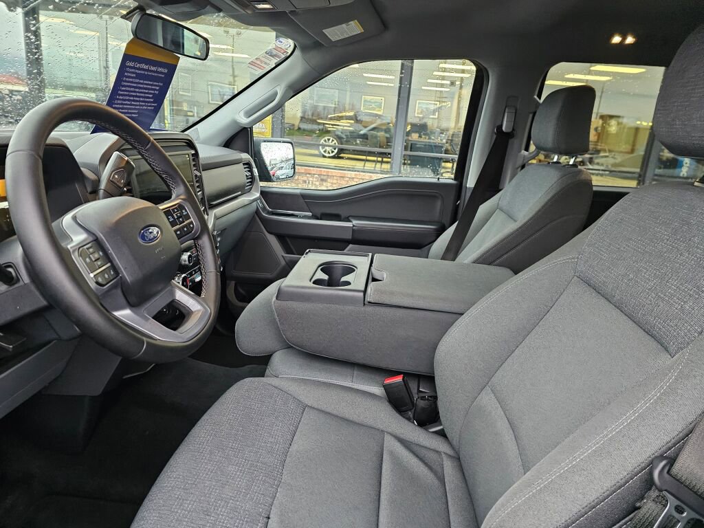 Certified 2025 Ford F150 XLT w/ Equipment Group 301A Standard image 17