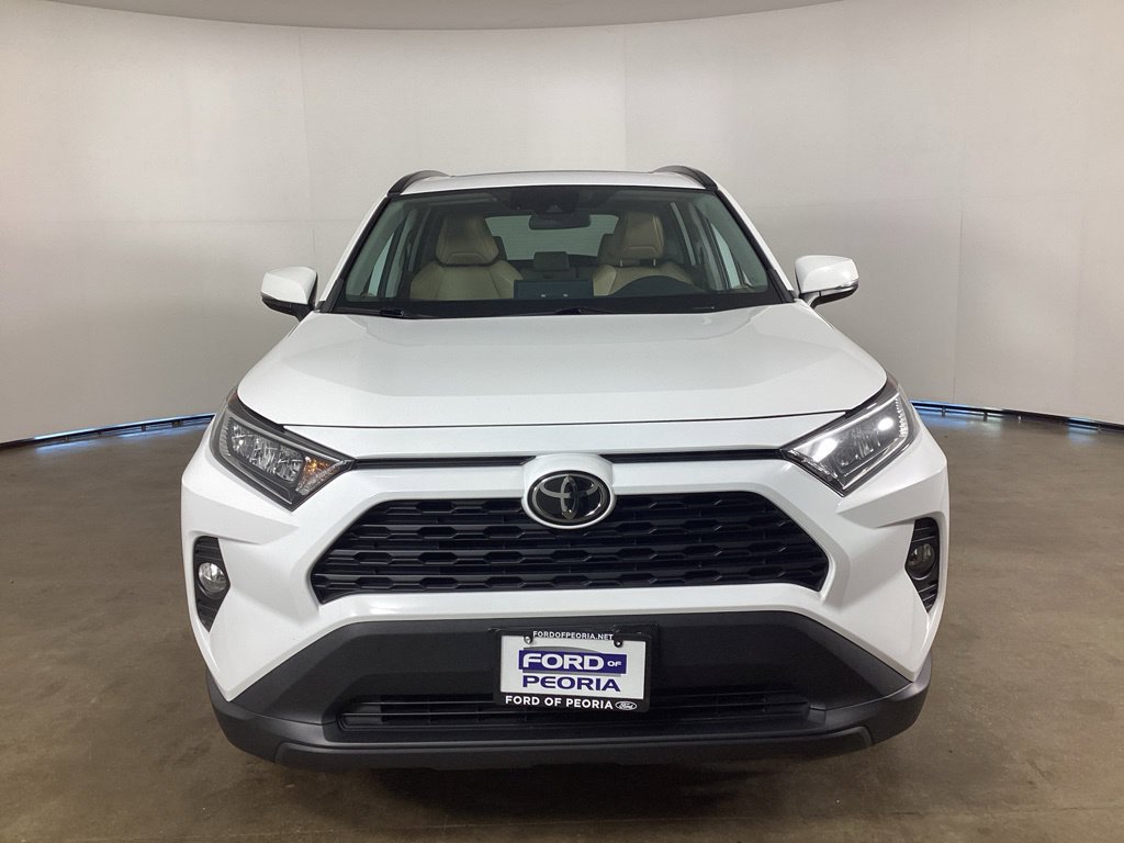 Used 2020 Toyota RAV4 XLE Premium AWD/4WD image 2