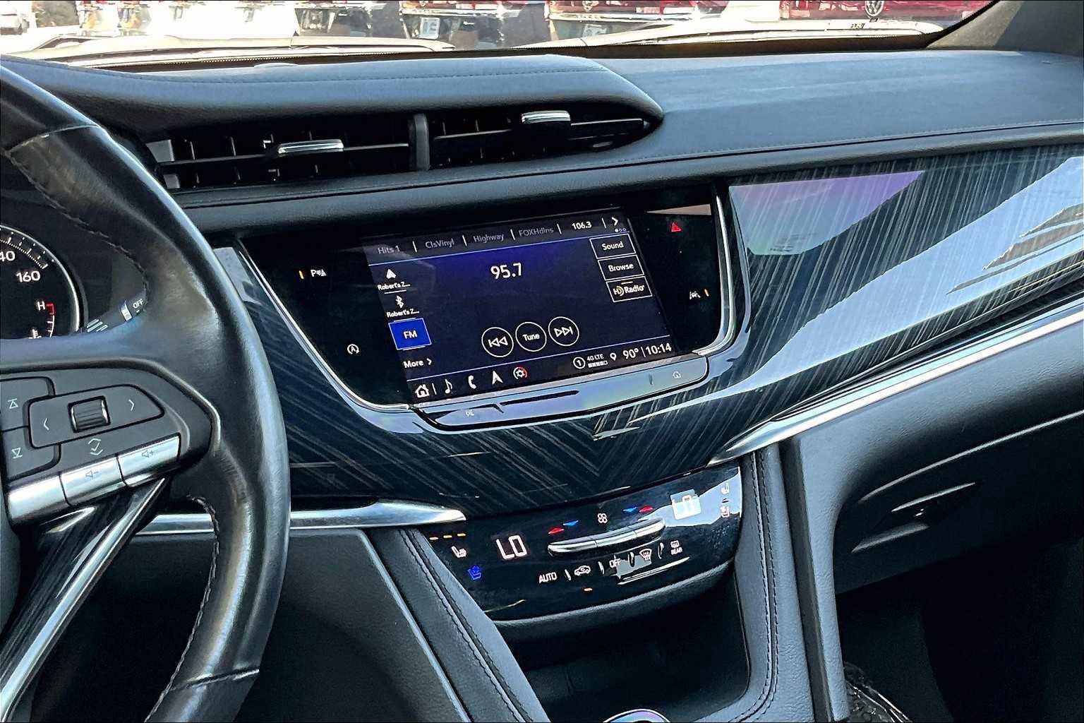 Used 2024 Cadillac XT6 Premium Luxury image 16