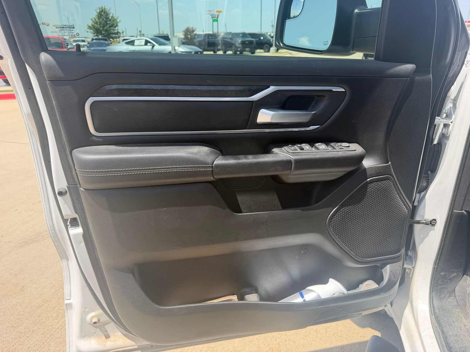 Used 2023 RAM 1500 Lone Star AWD/4WD image 30
