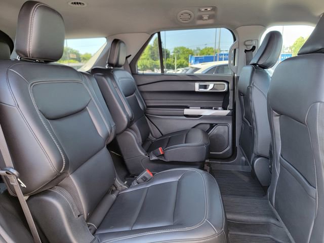 Certified 2023 Ford Explorer XLT w/ Equipment Group 202A AWD/4WD image 24