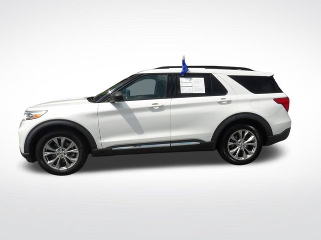 Certified 2021 Ford Explorer XLT w/ Equipment Group 202A RWD image 7