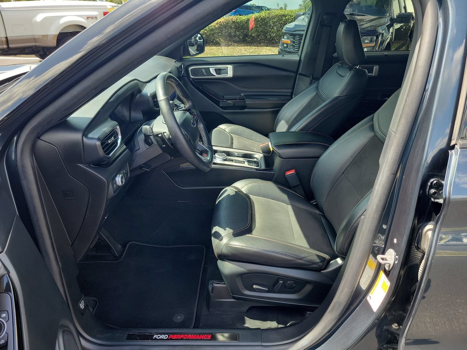 Certified 2022 Ford Explorer ST w/ ST Street Pack RWD image 18
