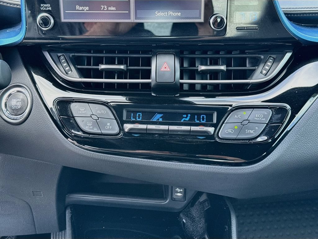 Used 2019 Toyota C-HR XLE FWD image 17