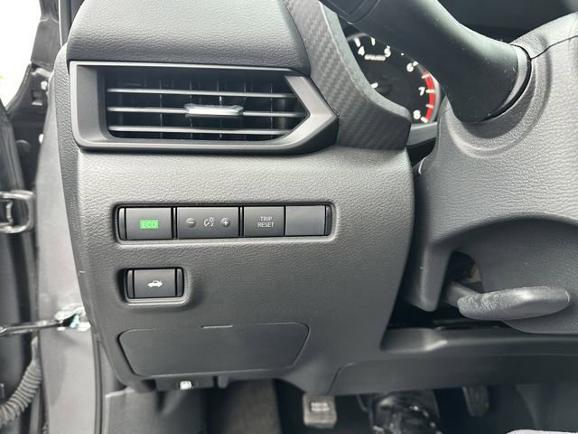 Used 2025 Nissan Sentra S FWD image 30