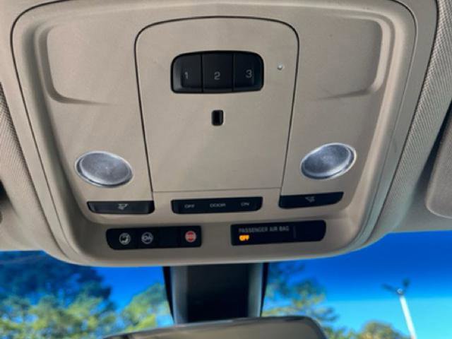 Used 2018 Cadillac XTS Luxury image 18