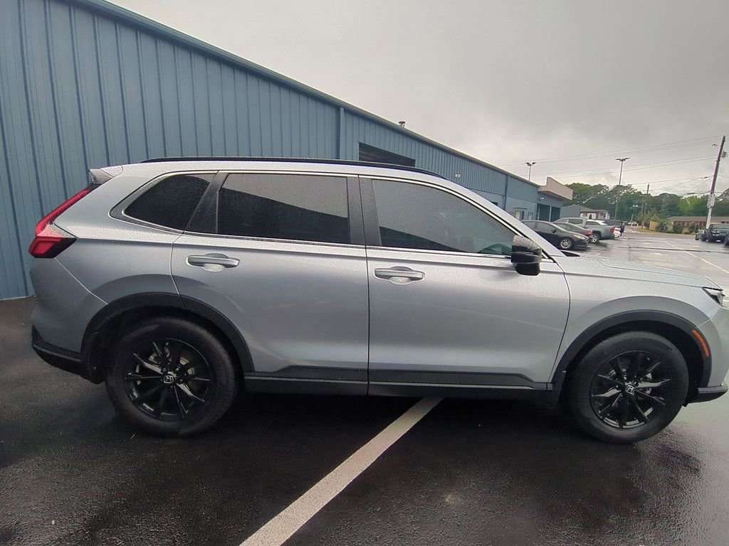 Used 2025 Honda CR-V Sport image 4