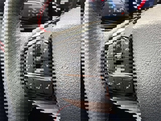 Certified 2025 Ford Explorer ST-Line w/ Premium Package image 32