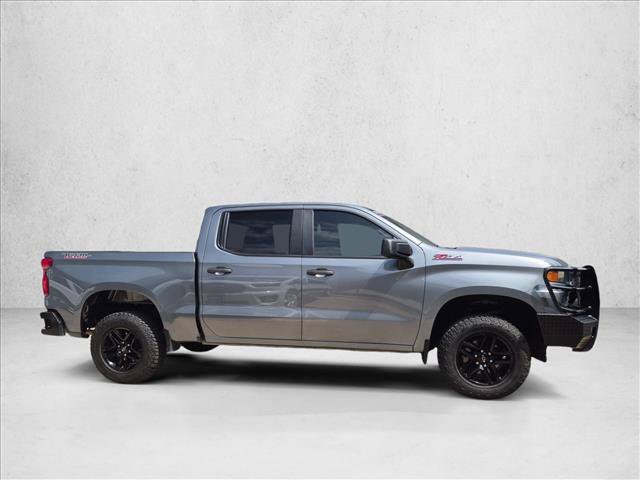 Used 2021 Chevrolet Silverado 1500 Custom Trail Boss w/ LPO, Dark Essentials Package AWD/4WD image 4