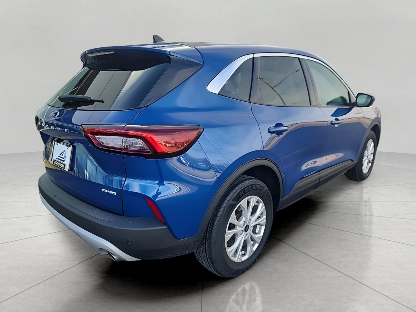 Certified 2023 Ford Escape Active w/ Tech Pack #2 image 6