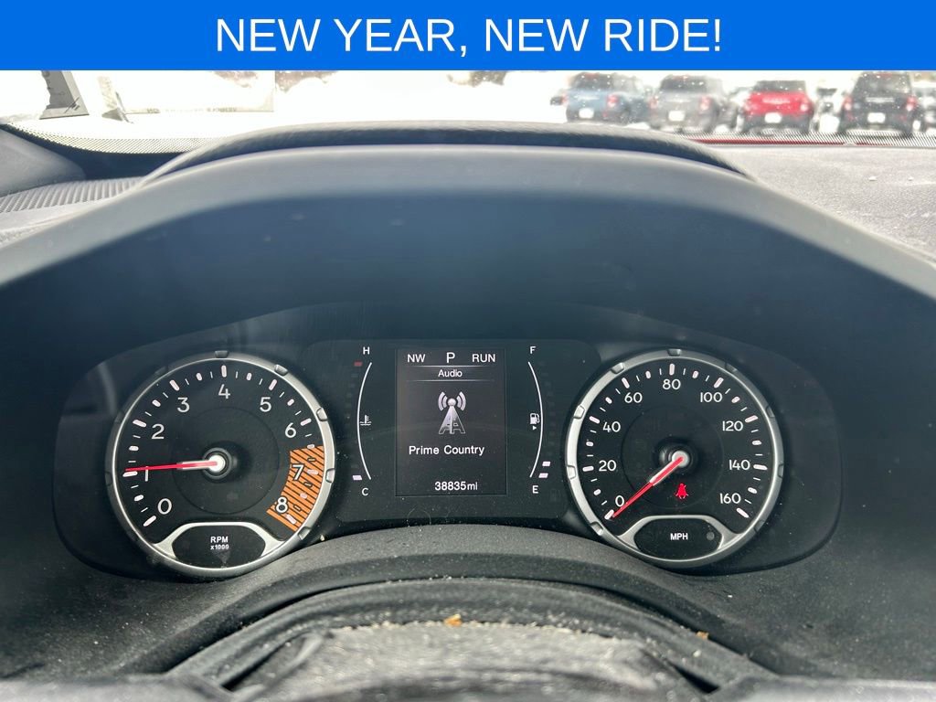 Used 2020 Jeep Renegade Latitude w/ Cold Weather Group image 17