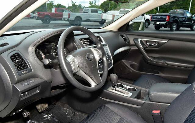 Used 2018 Nissan Altima 2.5 S w/ S Convenience Package FWD image 11