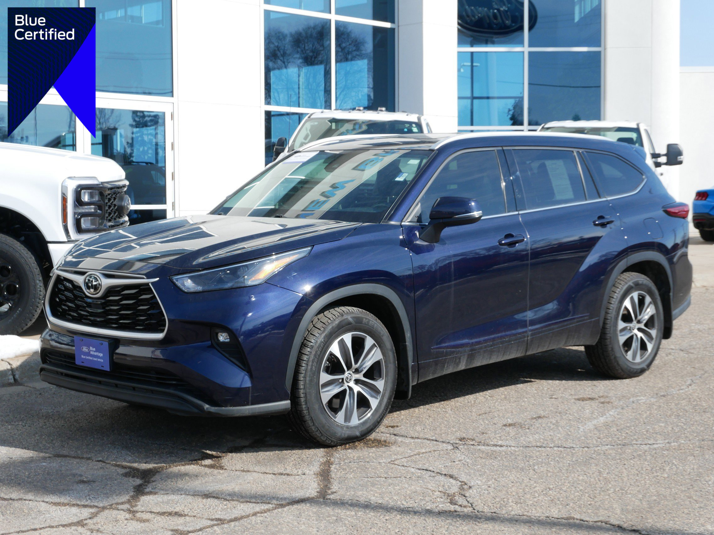 Used 2022 Toyota Highlander XLE