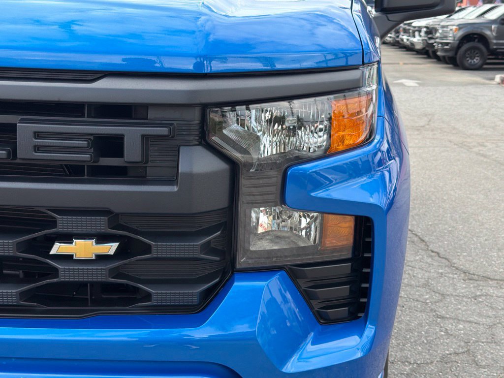 Used 2025 Chevrolet Silverado 1500 Custom RWD image 15