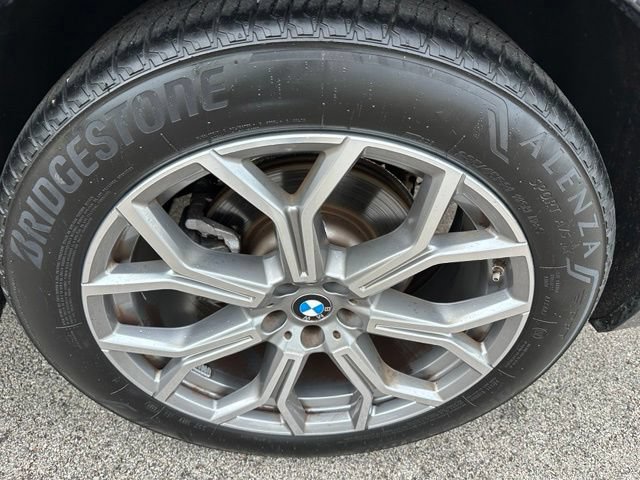 Used 2024 BMW X7 xDrive40i AWD/4WD image 8