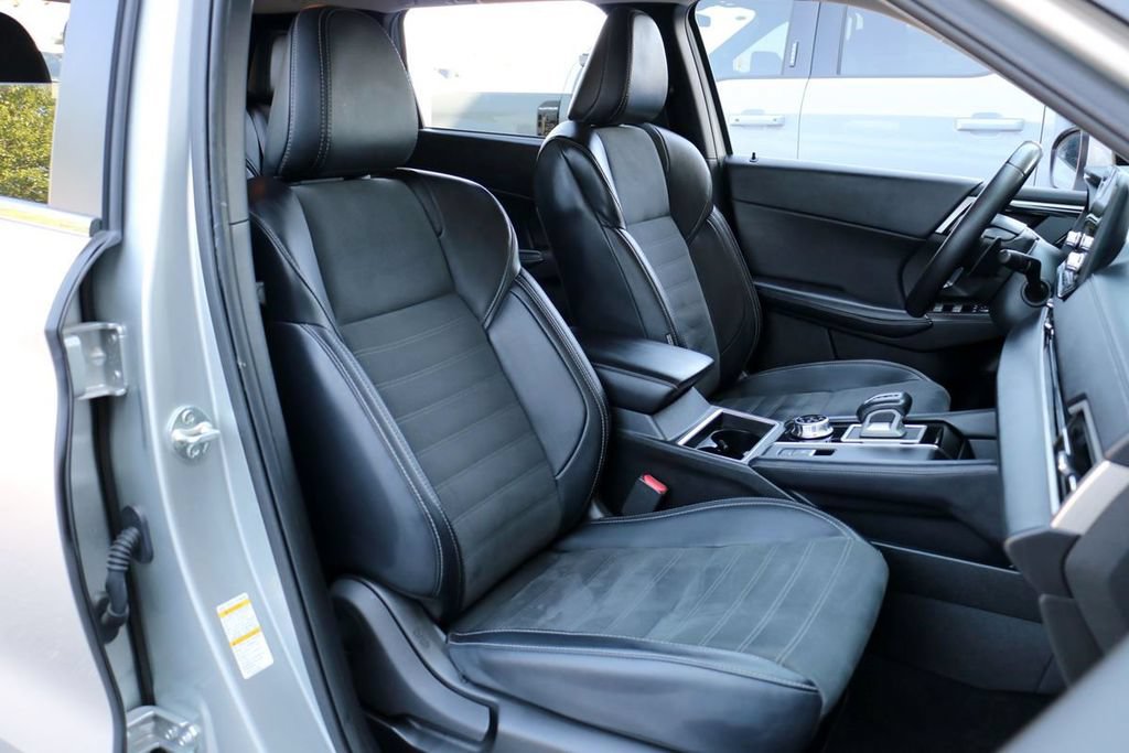Used 2024 Mitsubishi Outlander SE AWD/4WD image 33