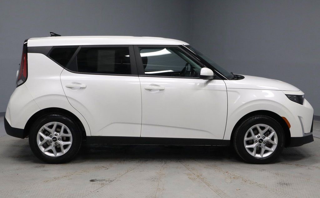 Used 2024 Kia Soul LX w/ Option Group 015 image 6