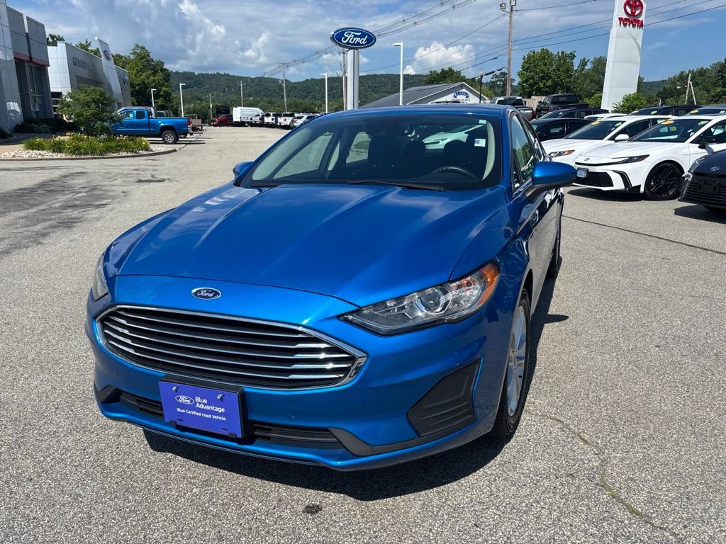 Certified 2020 Ford Fusion SE FWD image 3
