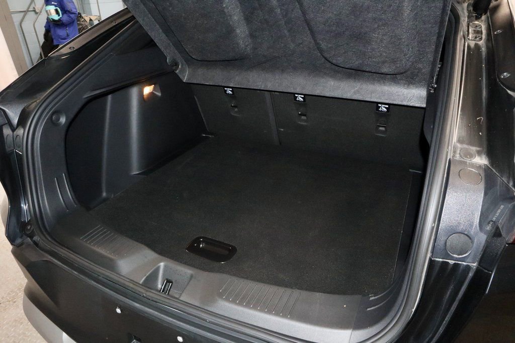 Used 2025 Buick Envista Preferred w/ Convenience II Package image 14