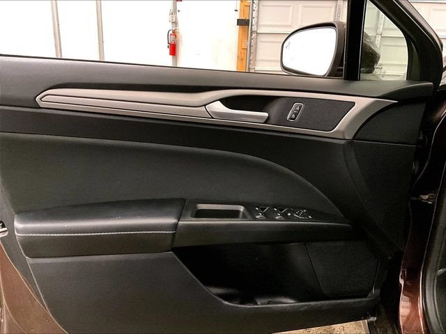 Certified 2019 Ford Fusion SE FWD image 22
