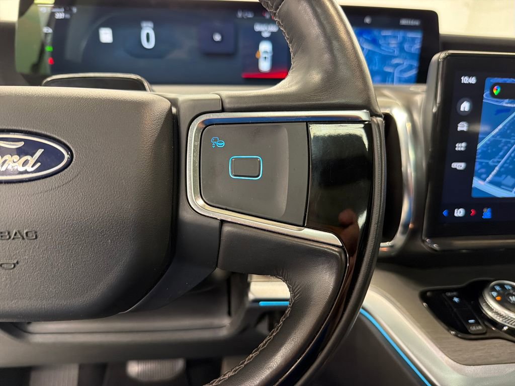 Certified 2025 Ford Expedition Max Platinum AWD/4WD image 22