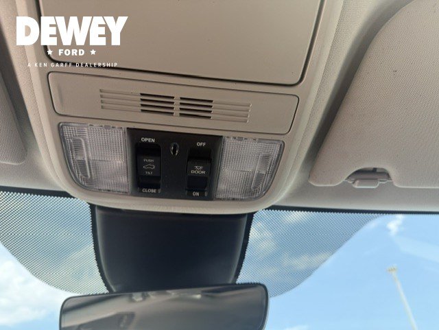 Used 2025 Honda Odyssey Elite image 18