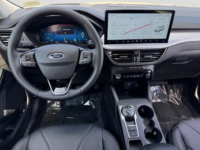 Certified 2025 Ford Escape SE w/ PHEV Premium Package image 12