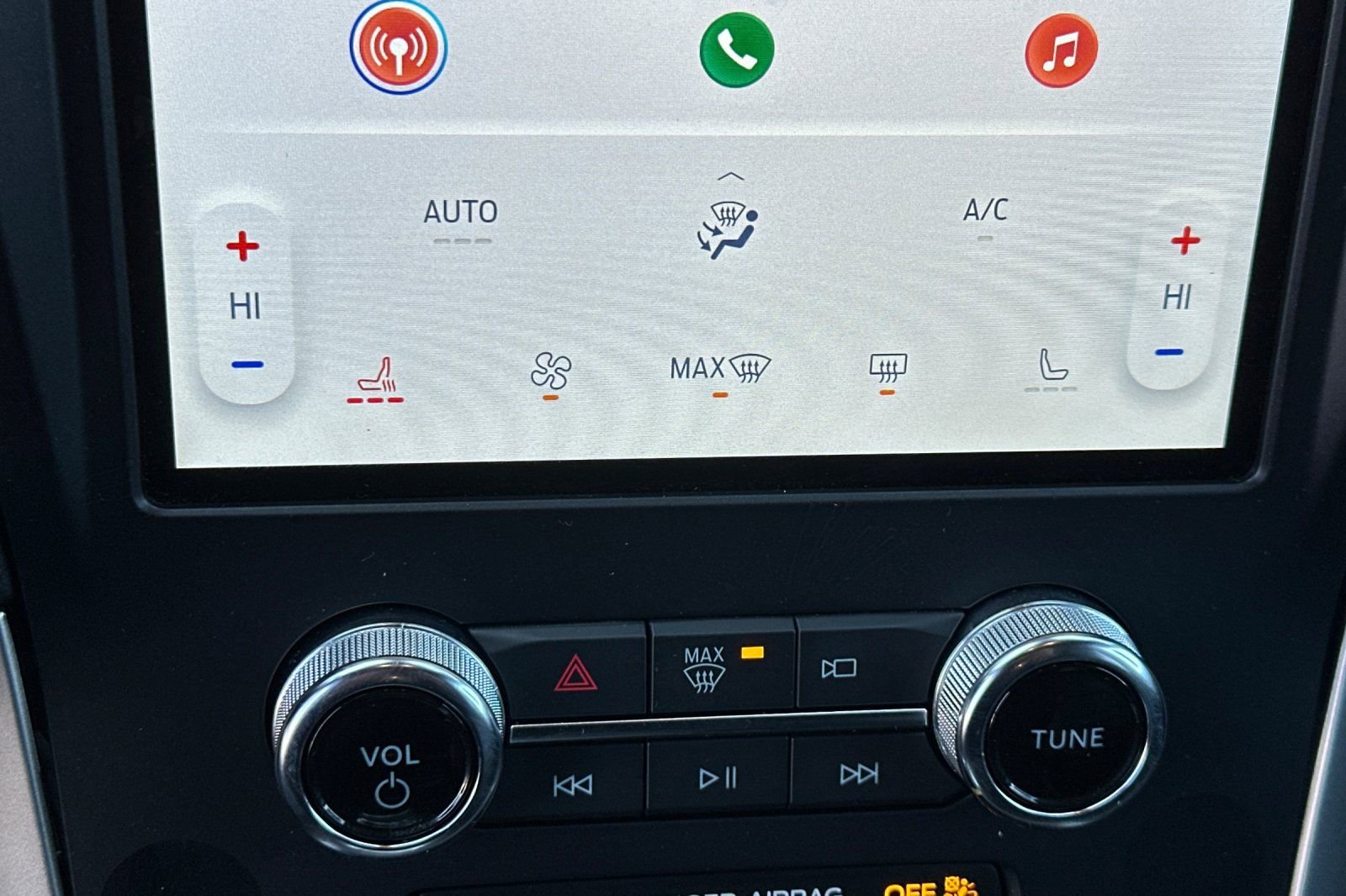 Certified 2024 Ford Edge SEL image 22